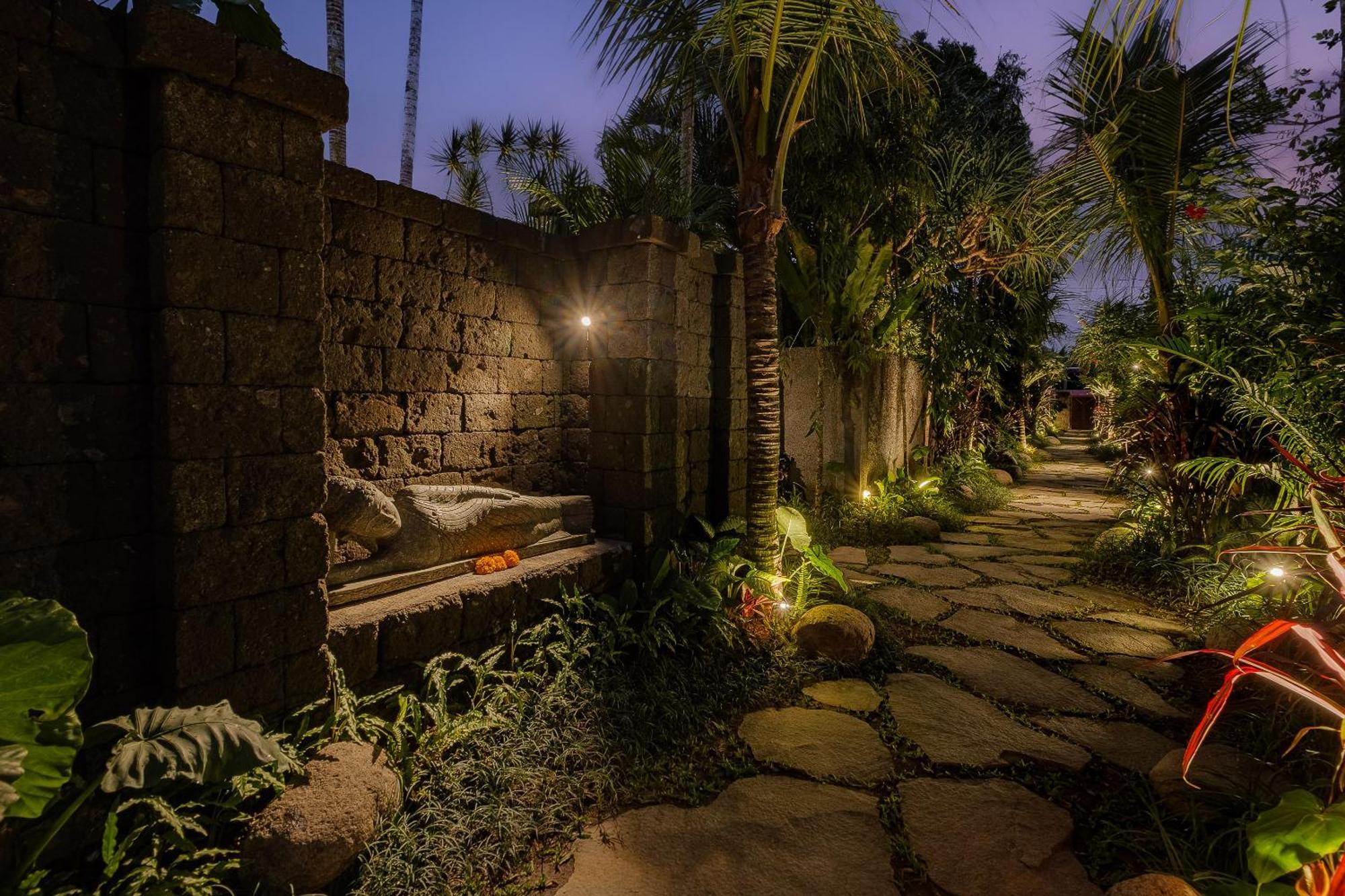 Uddhara Ubud Villa Kültér fotó