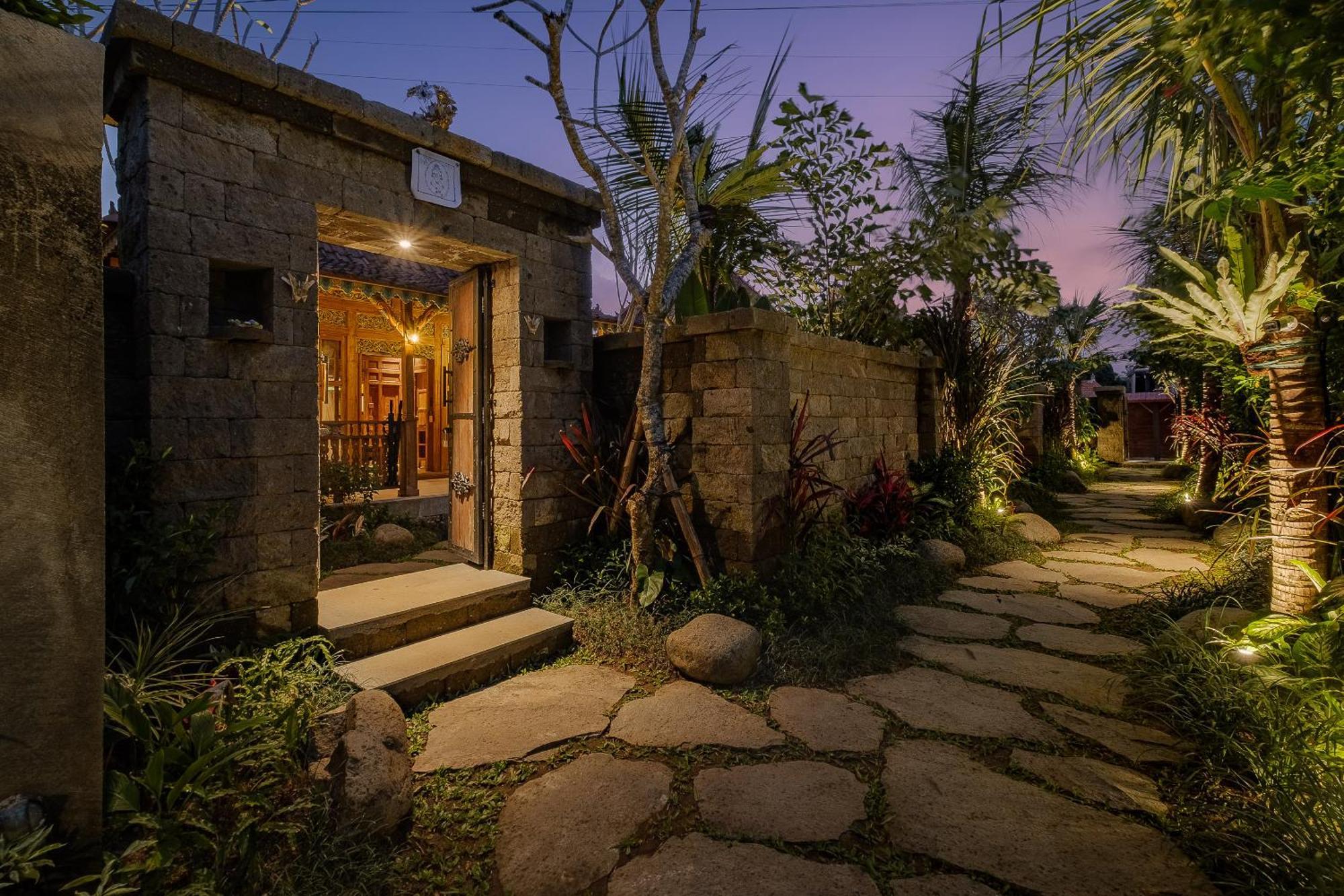 Uddhara Ubud Villa Kültér fotó